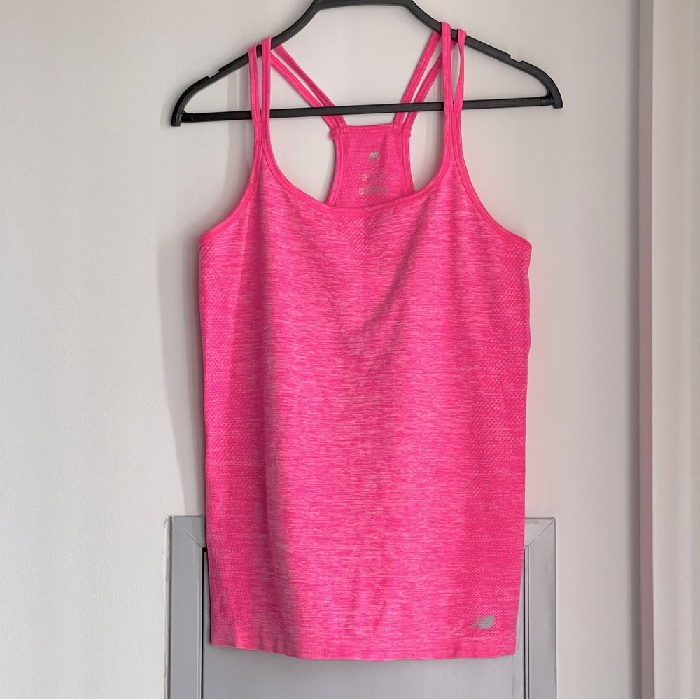 π NWOT NEW BALANCE Vibrant Pink Tank Top